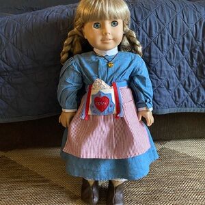 Pleasant Co American Girl Doll Kirsten Larson